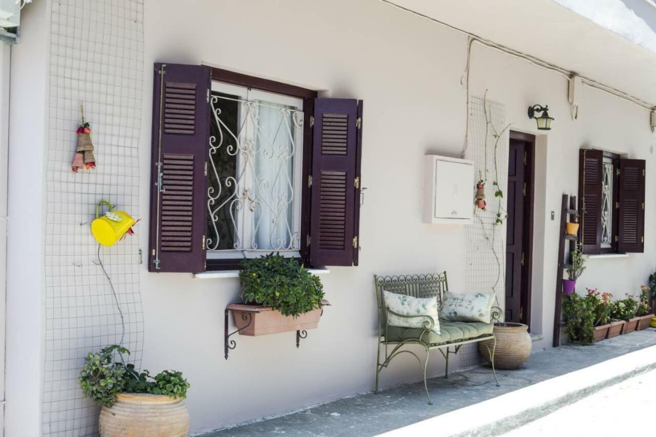 My Sweet Corner House Villa Palaiochora Exterior photo